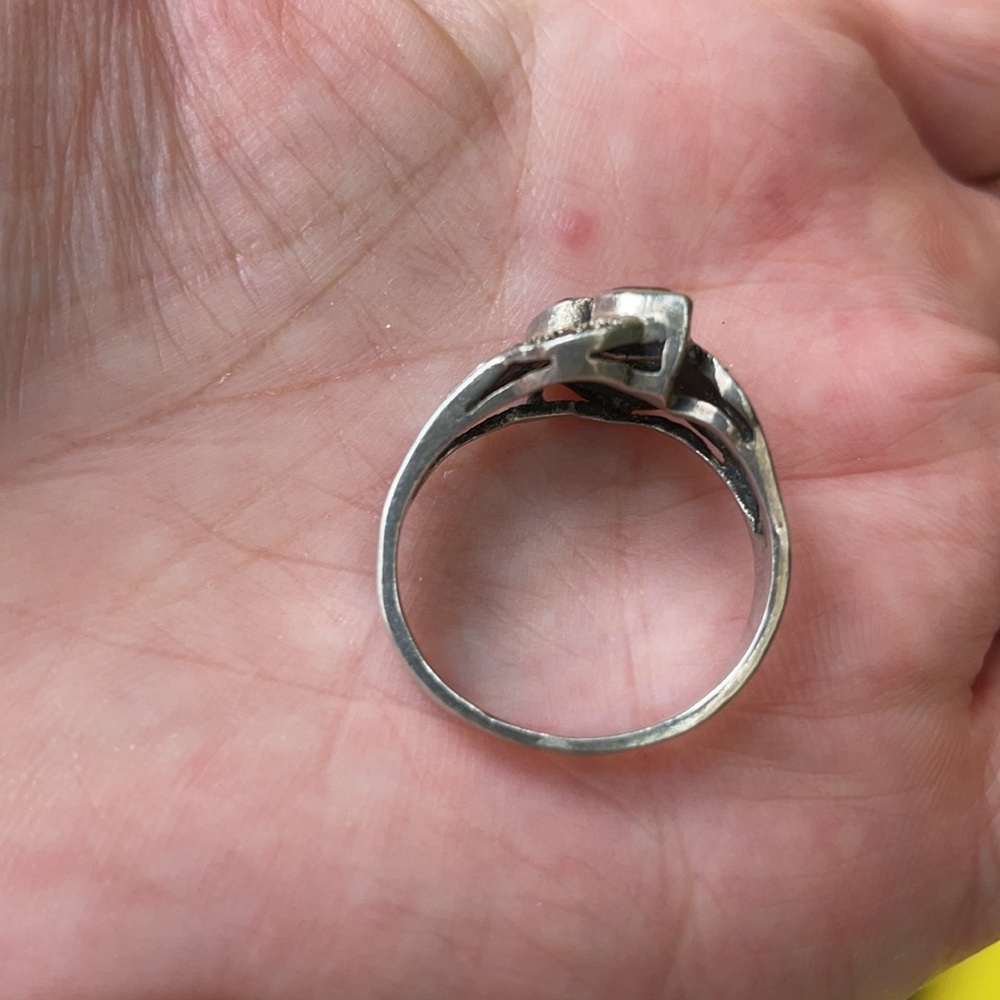 Vintage sterling silver Marcasite ring with amethyst - Picture 6 of 9